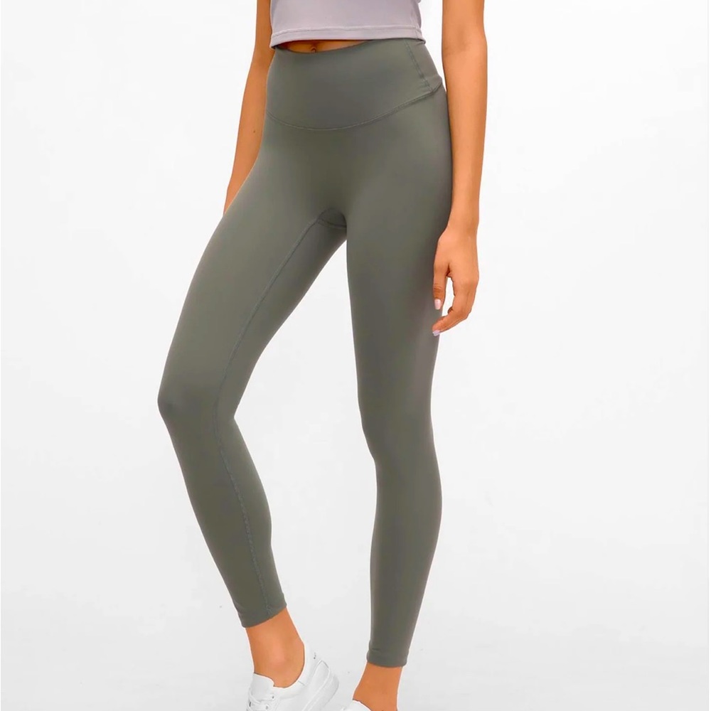 Gym leggings buttery soft